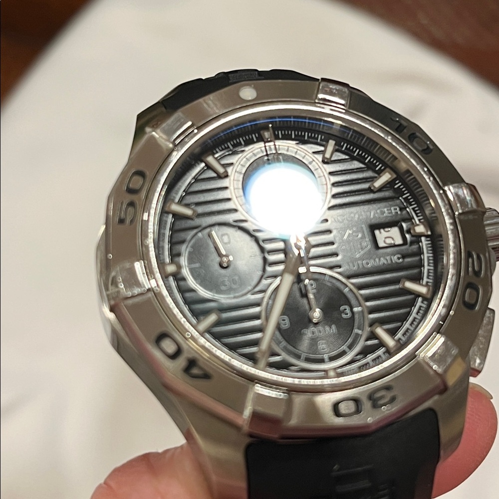 TAG Heuer Aquaracer Black and Silver Chronograph - Picture 11 of 14